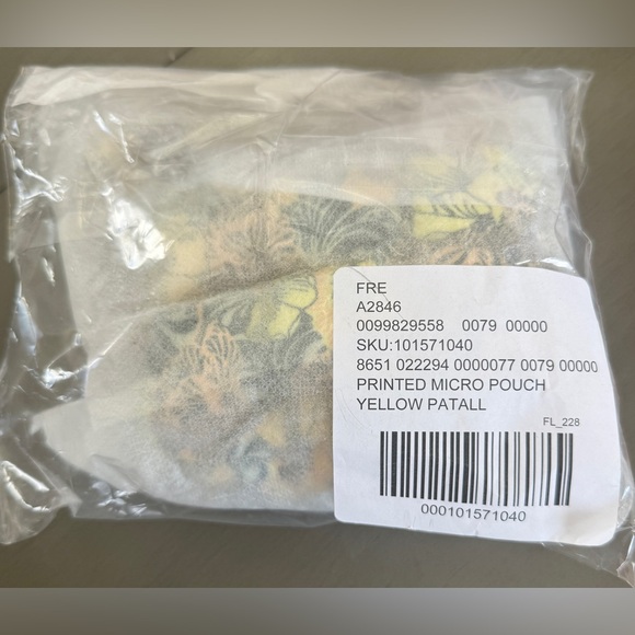 Free People Movement Printed Micro Pouch Dense Floral-NWT - Picture 7 of 8